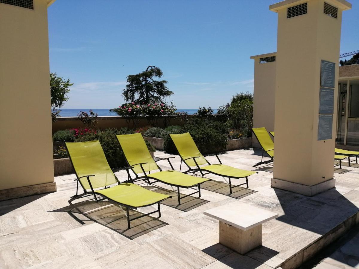 Les Palmiers Apartment Menton